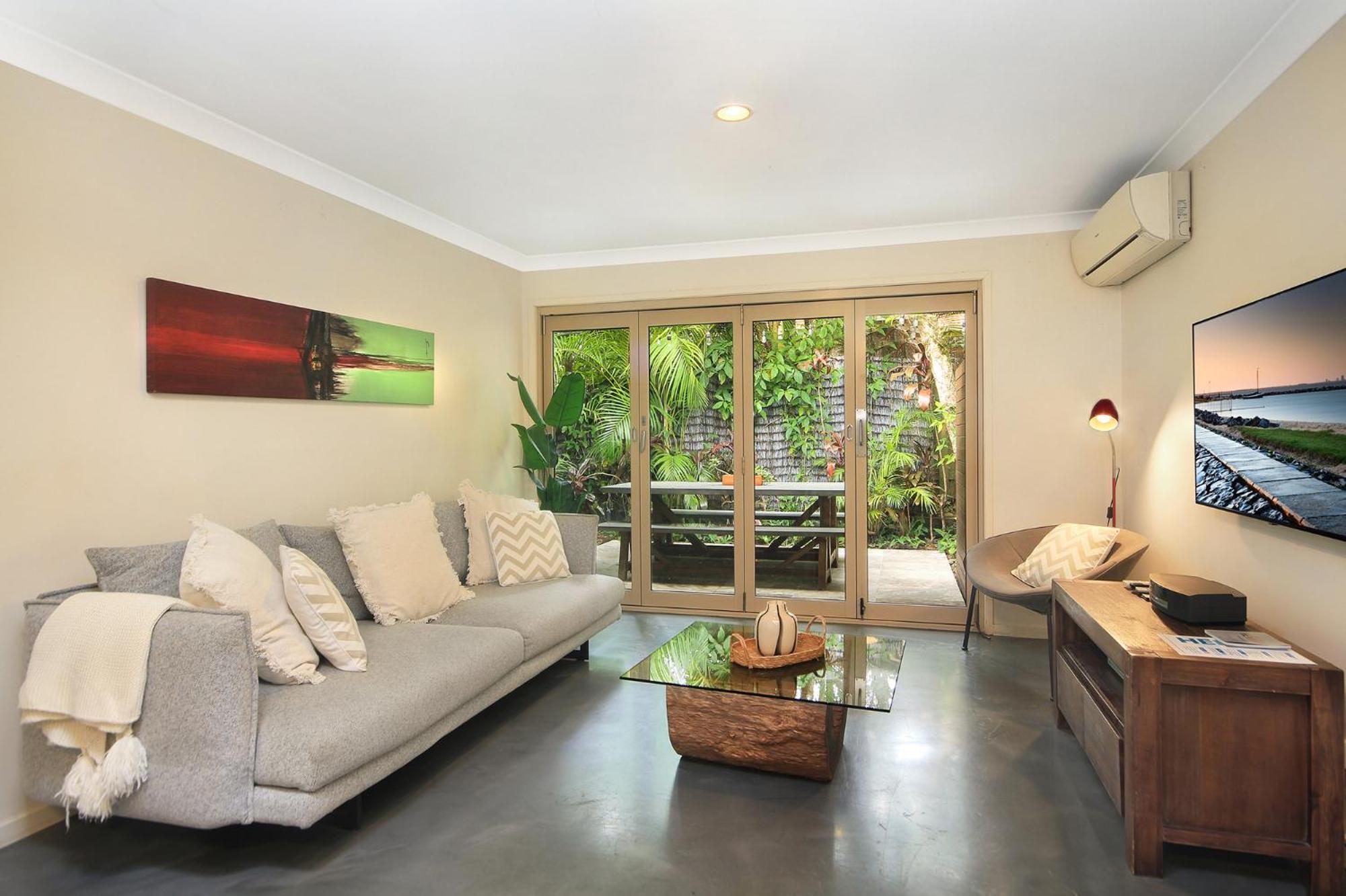 Byron Lakeside Holiday Apartments Byron Bay Dış mekan fotoğraf