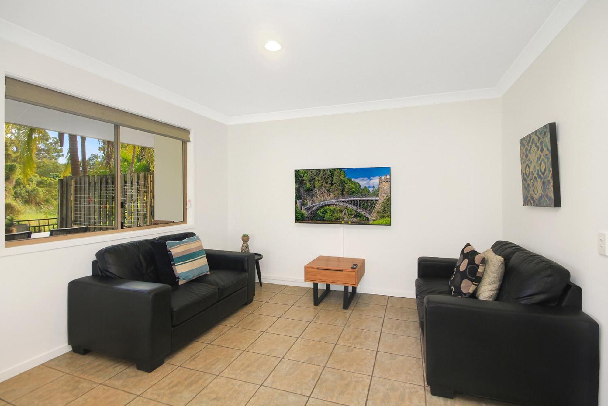 Byron Lakeside Holiday Apartments Byron Bay Dış mekan fotoğraf