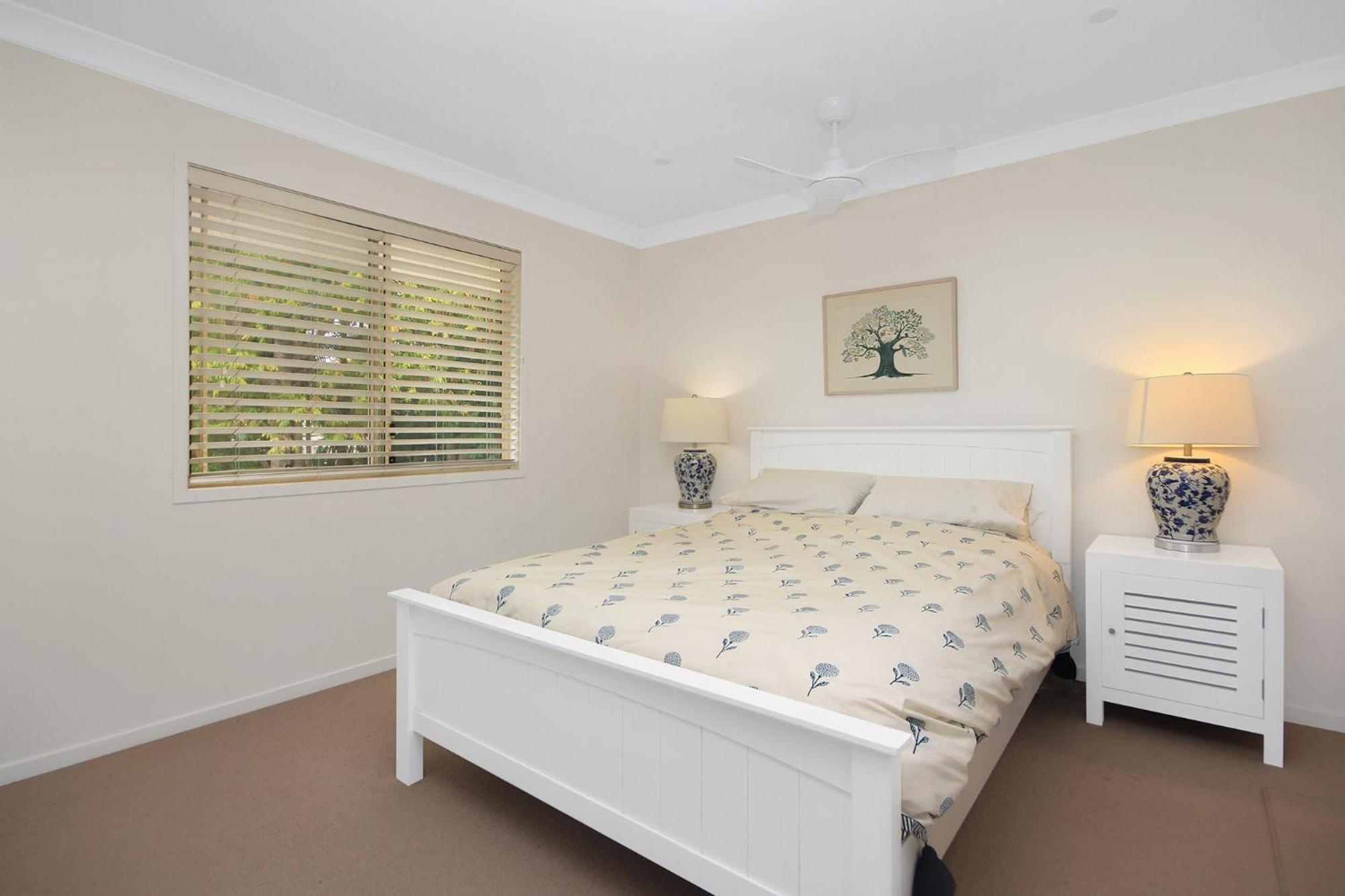 Byron Lakeside Holiday Apartments Byron Bay Oda fotoğraf