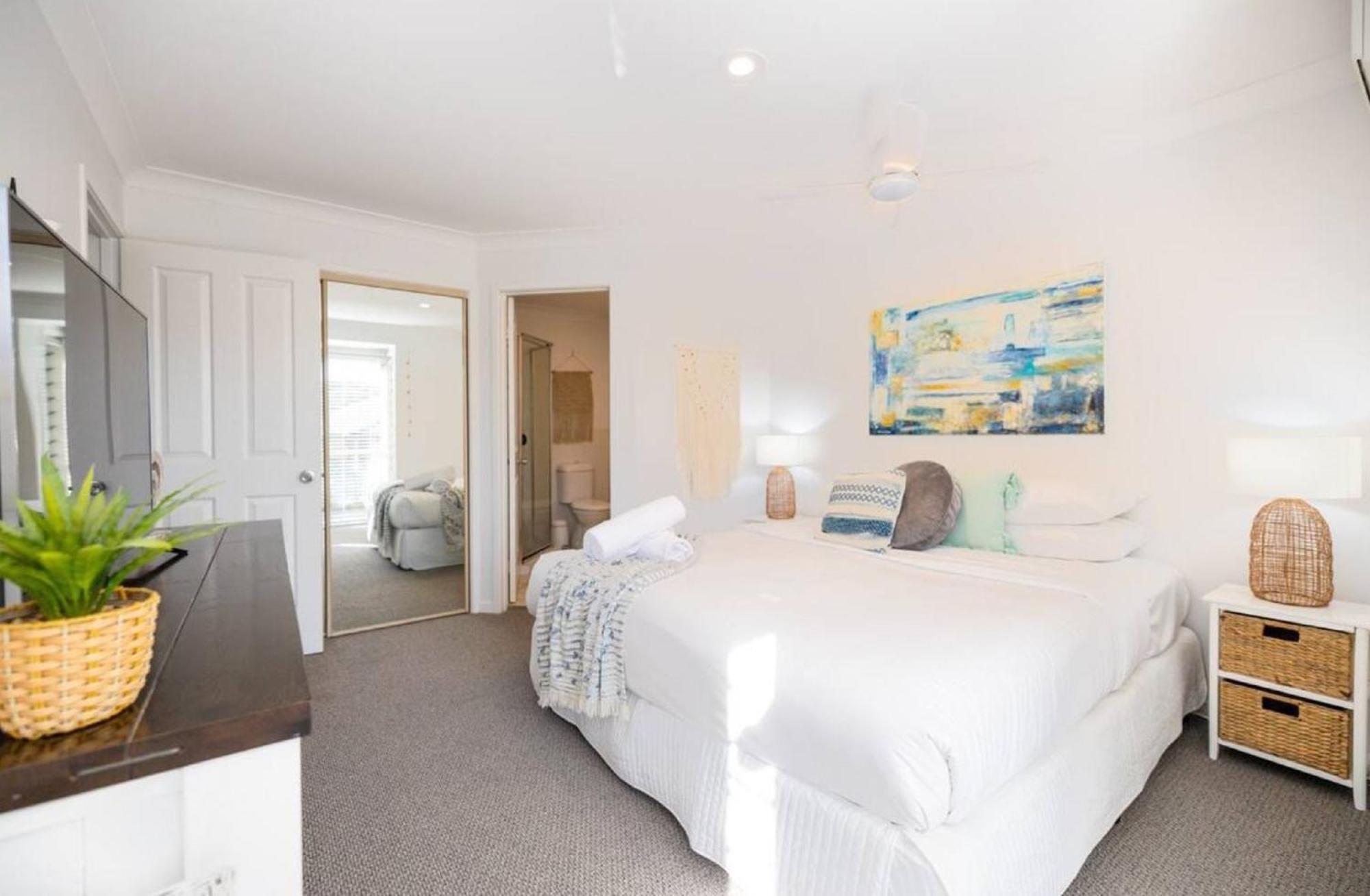 Byron Lakeside Holiday Apartments Byron Bay Dış mekan fotoğraf