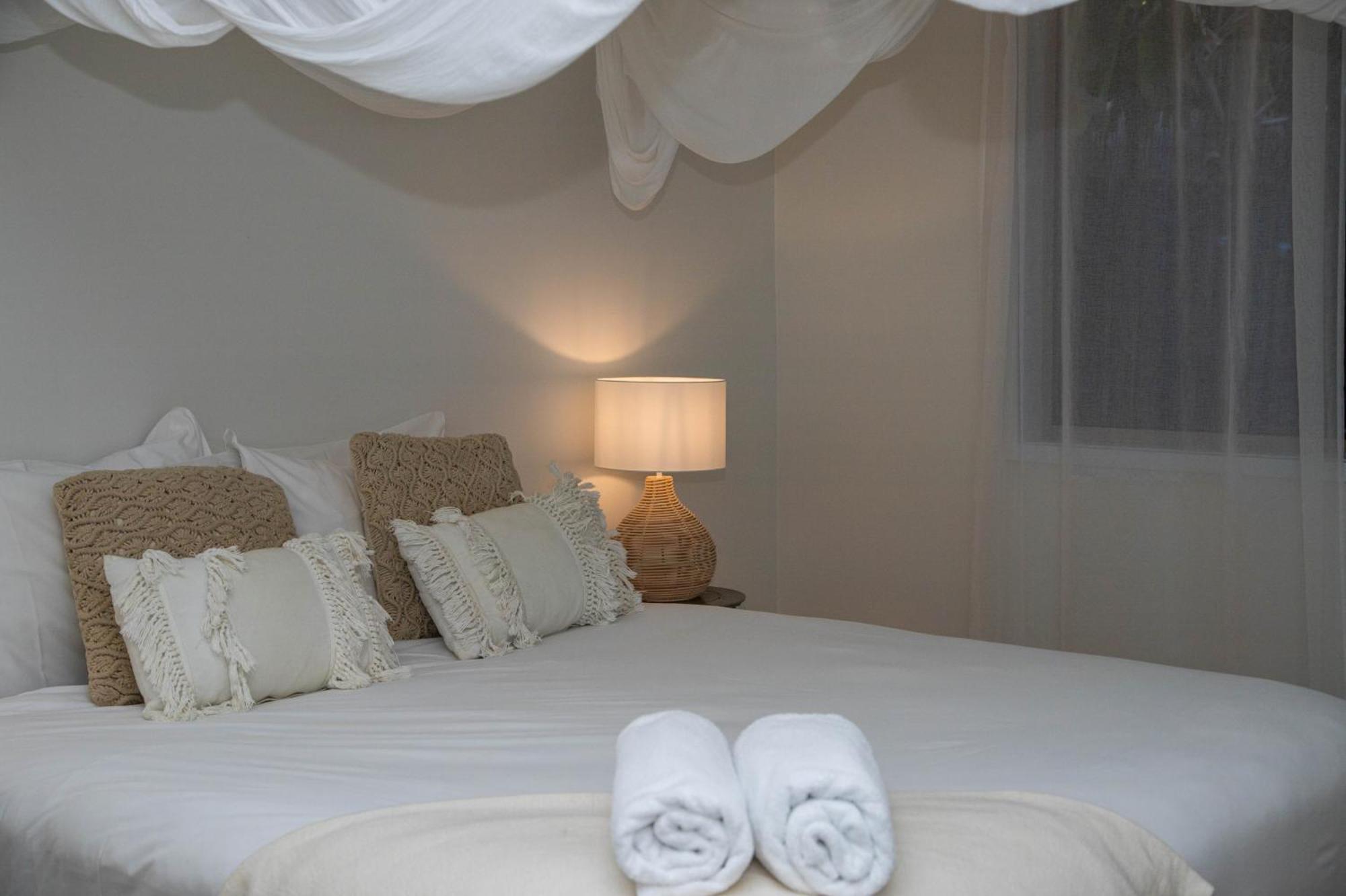 Byron Lakeside Holiday Apartments Byron Bay Dış mekan fotoğraf