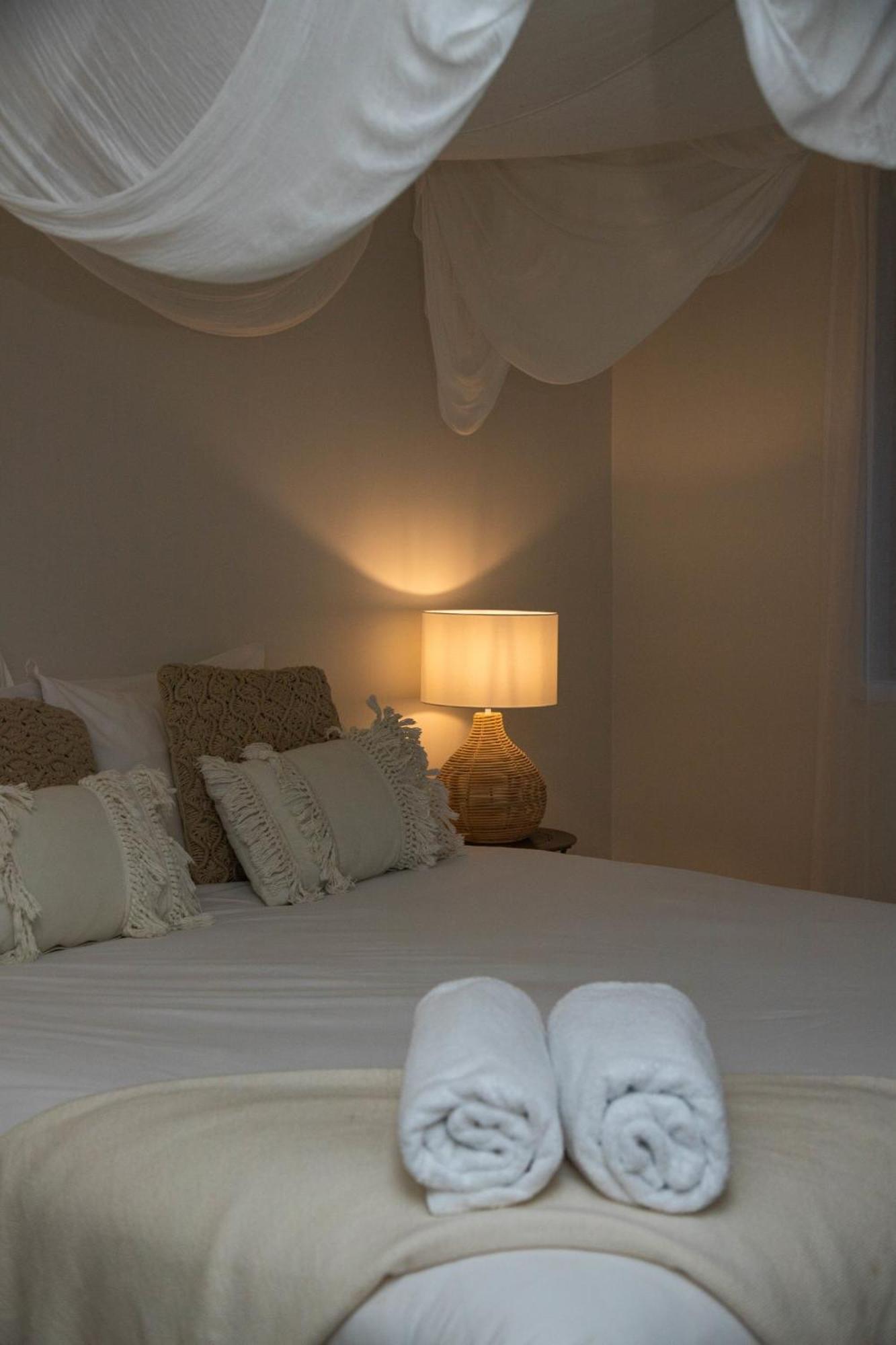 Byron Lakeside Holiday Apartments Byron Bay Dış mekan fotoğraf