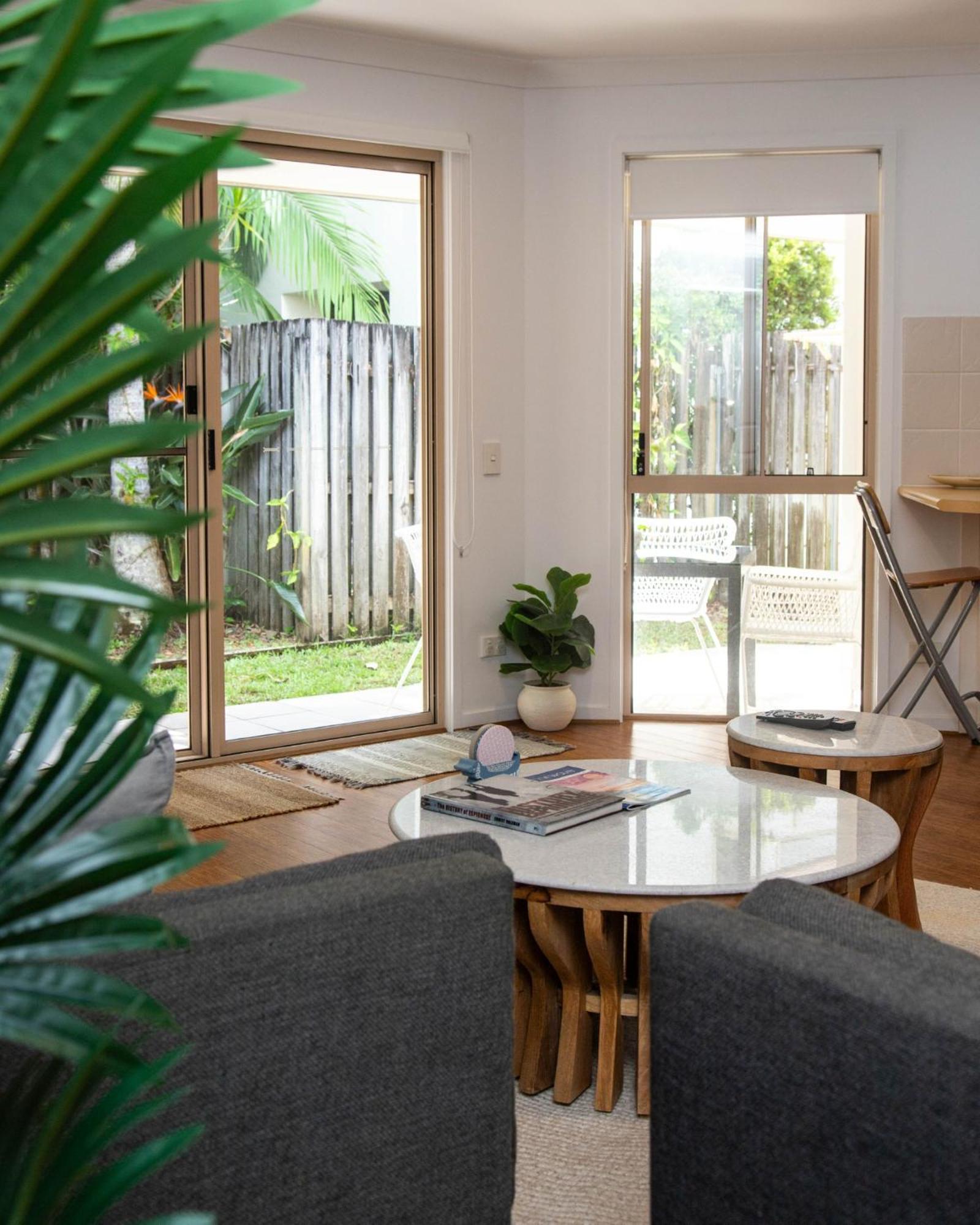 Byron Lakeside Holiday Apartments Byron Bay Oda fotoğraf